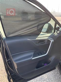 تۆیۆتا ڕاڤ 4